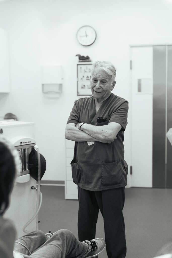 Anestesista sedación consciente dentista en Oviedo - Centro Odontológico Miguel González 1